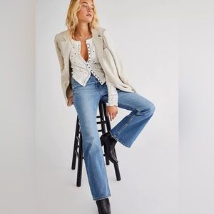 Levi’s ribcage jeans SOLD